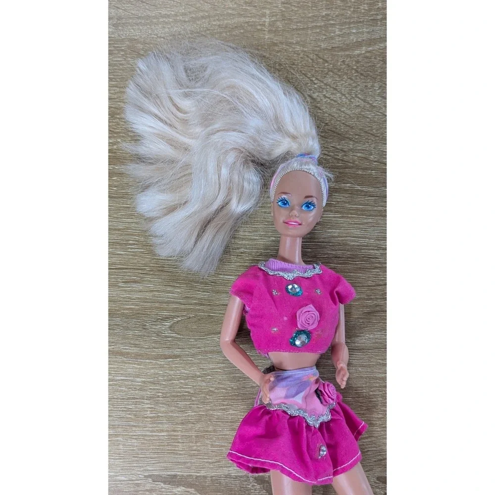 Vintage 1976 Mattel Twist n Turn Barbie Doll Blond Hair Blue Eyes Bend